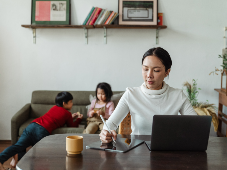 A Ascensão do Trabalho Remoto: Como Construir uma Carreira de Sucesso Fora do Escritório